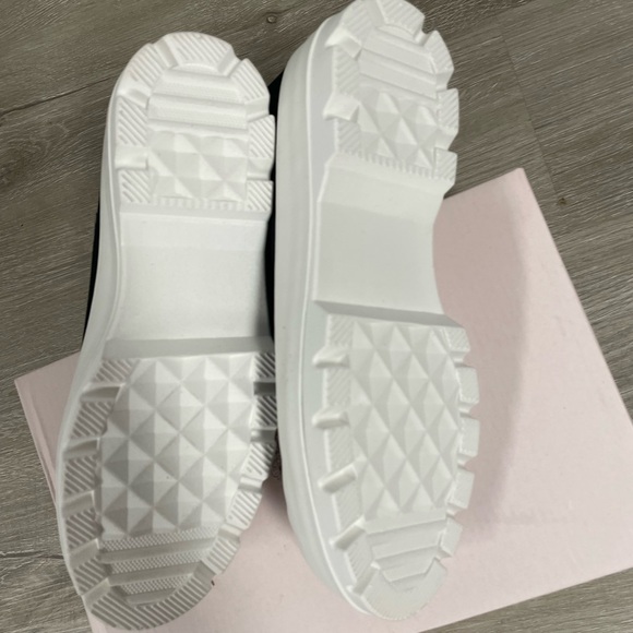 Sincerely Jules black and white Vespa Z high top trainers - Picture 5 of 5